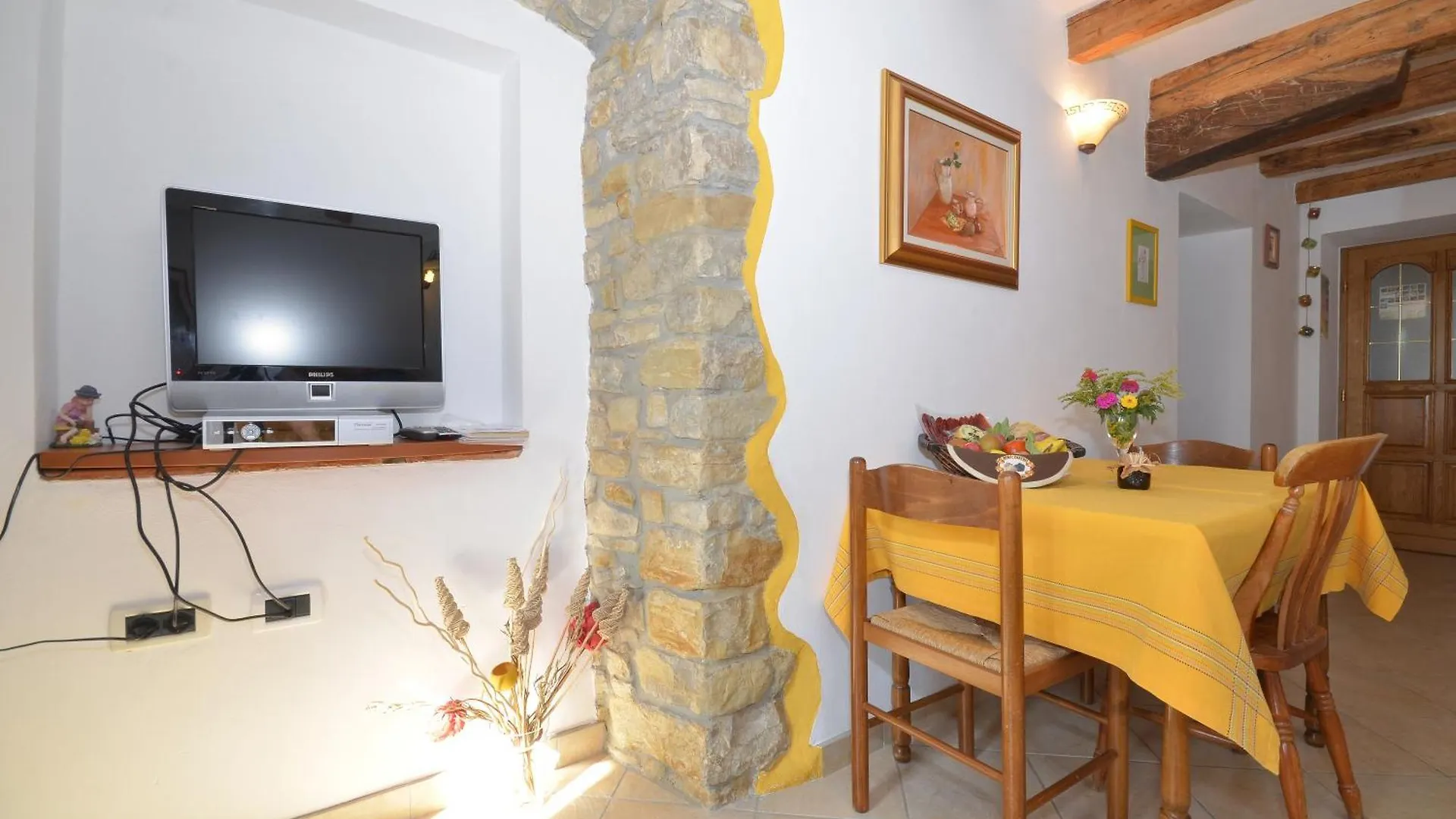 Bella Vista Apartments Motovun Croatia