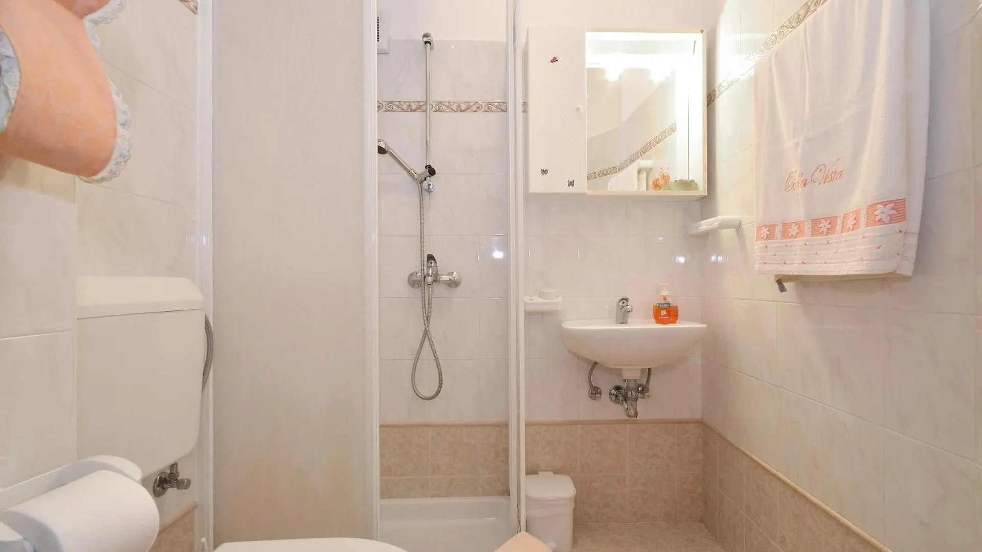 Bella Vista Apartments Motovun Croatia